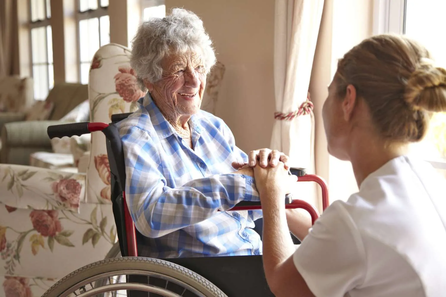 Nursing home using XK300 contactless monitoring system to reduce staff workload